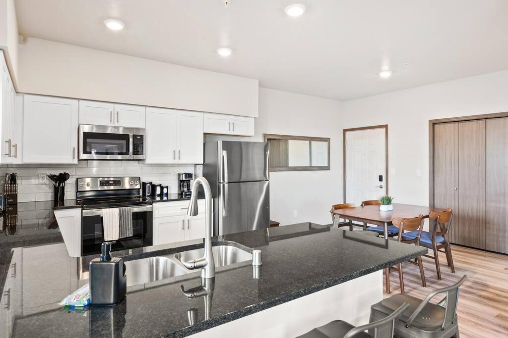 Apartament Brand New 2 Bd 2 Bth Near Dt And Perry District Spokane Zewnętrze zdjęcie